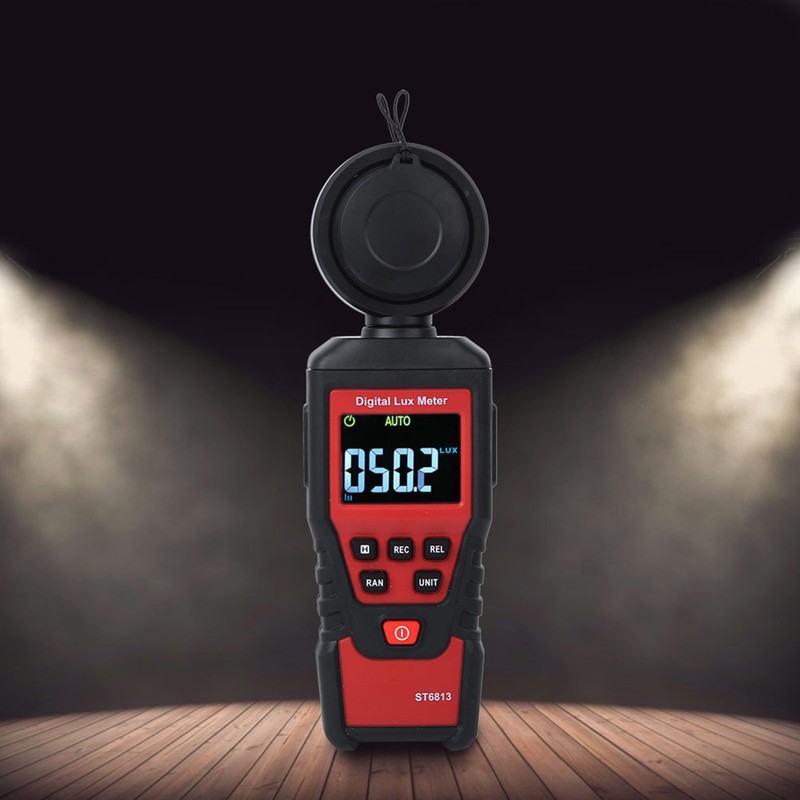 ST6813 Portable Digital LCD Light Illuminance Meter Photometer Illuminometer Instrument