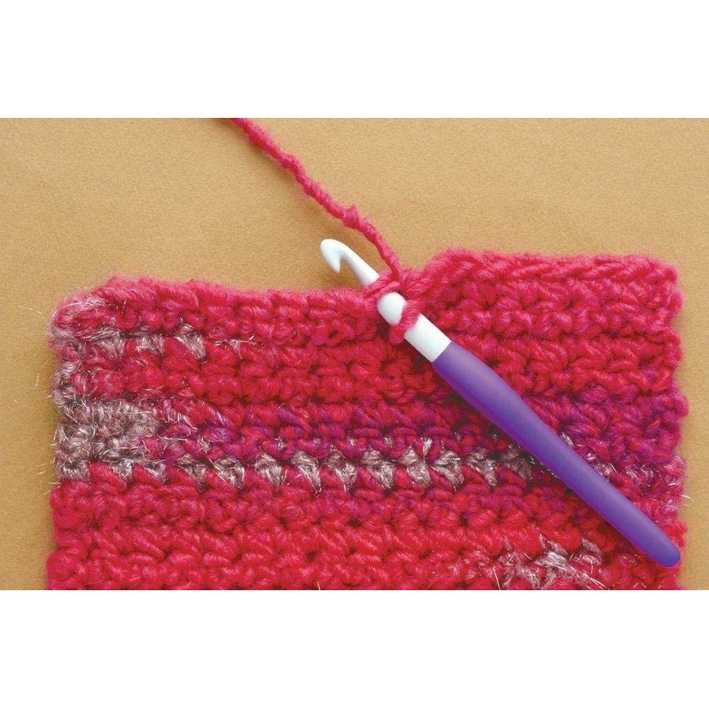 Clover 1045/G Purple Amour Crochet Hook, Size G, 4.0mm