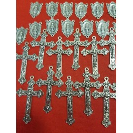 CHRISTIAN  CATHOLIC 30 PCS CROSS & ROSARY Center silver PLATED