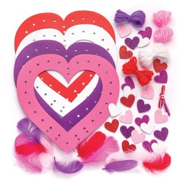 Baker Ross AR996 Heart Dreamcatcher Kits (Pack of 4) For Kids to Make, Display or Gift For Mothers Day/Valentines Day