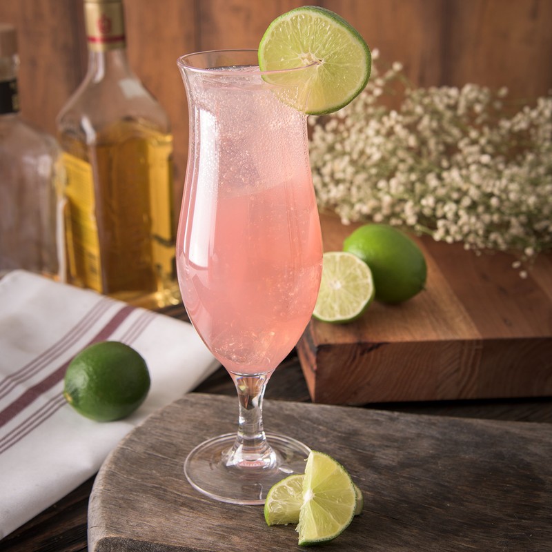 Carlisle FoodService Products Alibi Hurricane Glass for Restaurants, Catering, Kitchens,
