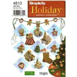Simplicity 4810 Sewing Pattern Holiday Crafts Christmas Decorations Ornaments Treeskirt Stocking