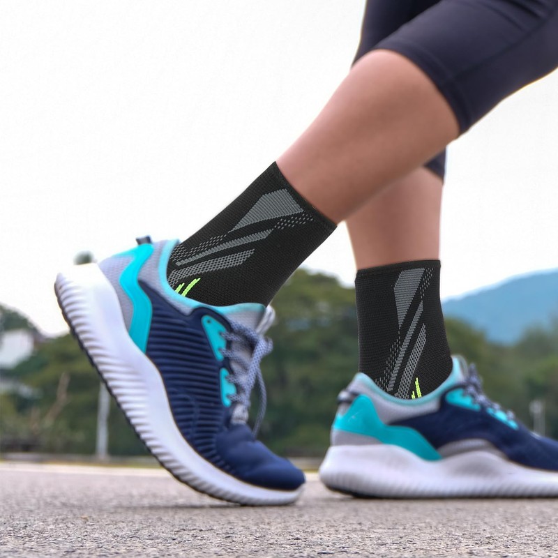 Ankle Support for Women & Men, Ankle Brace Compression Sleeve,