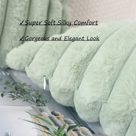 NIULAA Sage Green Cushion Cover, 50 x 50 cm, Set of 2, Fluffy Plush Decorative Cushion Covers, Soft Striped Fur Cushion Cover, Luxury Sofa Cushion Covers, Decorative Cushion Covers, Living Room, Sofa