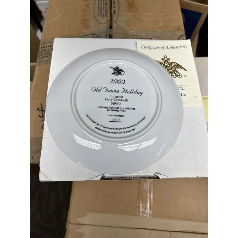 Budweiser Anheuser Busch 2003 Christmas plate Old Towne Holiday Clydesdales