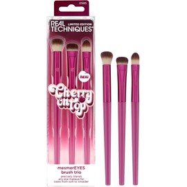 Real Techniques Cherry On parte superior MesmerEYES - Juego de brochas de maquillaje de edición limitada, cerdas sintéticas, pinceles de mezcla de sombra de ojos, veganos y libres de crueldad, para