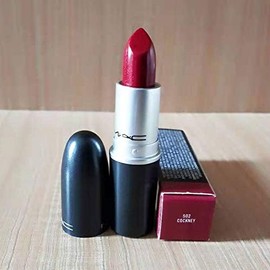 MAC Lustre COCKNEY