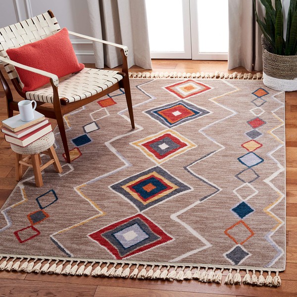 SAFAVIEH Farmhouse Collection Area Rug - 6'7" Square, Beige &