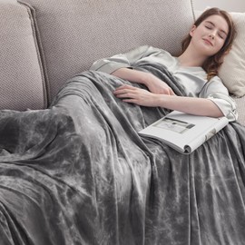 Guohaoi Cooling Blanket for HotSleepers - Arc-Chill Q-Max >0.5 Cool Fiber, 100% Oeko-Tex Certified, Summer Lightweight Throw Blanket, Absorbs Heat to Keep Body Cool for Night Sweats(90x108 Grey)