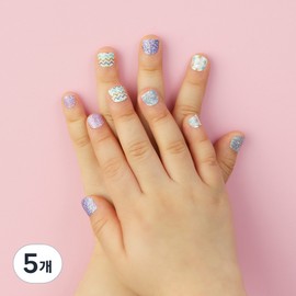Bonbong Friends Nail Friends Bonbong Stick-on nail polish for kids ages 3 to 7, glitter purple, 5 pieces / 봉봉프렌즈 네일프랜즈봉봉 3~7세 키즈용 붙이는 매니큐어, 글리터퍼플, 5개