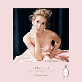 Lovely By SJP Gift Set For Women - Classically Charming, Ultra-Glamorous Scent - Silky White Amber Fragrance With Powdery, Intimate Notes - Includes Perfume Spray And Body Lotion - 2 Pc