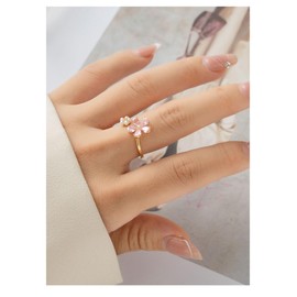 Kokoma Dainty Flower Ring for Women Sparkling Cubic Zirconia Daisy Open Statement Rings Pearl Chic Engagement Promise Ring Wrap Finger Band (Pink)