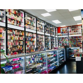 Victoria's Secret Velvet Petals Frosted Limited Edition Fragrance Mist 8.4 oz