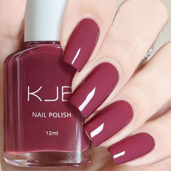 Nail Polish with Glossy Shimmery Finish - Long Lasting Chip