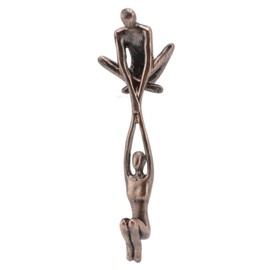 Lover Sculpture Ornament Man Lifting Woman Figurine Abstract Art Statue for Newlyweds and Couples