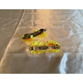 handmade Set of 2 medium barrettes embellished with yellow/orange sunflowers