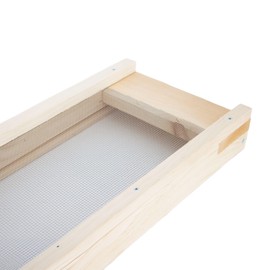 Lehman's Stoney Acres Screened Bottom Board for 5-Frame Nuc and Langstroth Hive, Durable, Stable Foundation Beehive Base, Essential Hive Management Tool