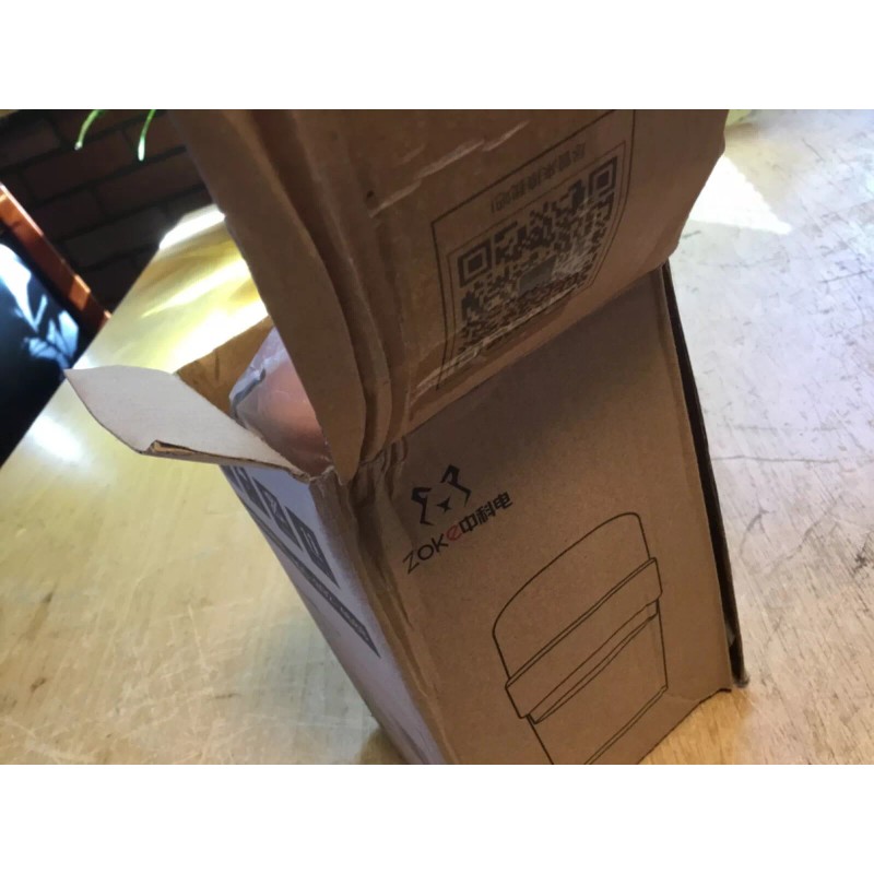 Zone Citrus Hand Juicer, Manual Lemon, Lime, Orange squeezer, Portable