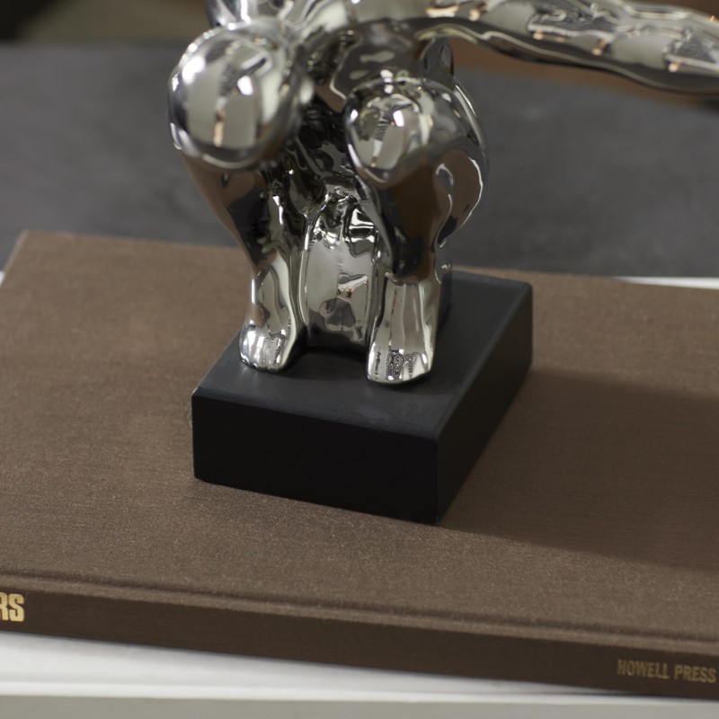 Deco 79 Porcelain Ceramic Diver Decorative Sculpture Home Decor Statue,