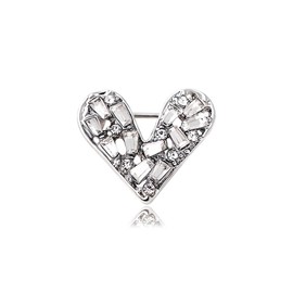White Crystal Heat Shape Brooches Pins Dainty Rhinestone Love Heart Brooches Women Valentine's Day Gift (Silver)