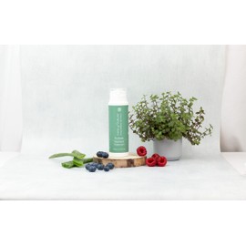 Tints of Nature Natural and Organic Hydrate Treatment, Natural and Organic Hydrate Treatment, with Chamomile and Almond Oil, 1 x 140 ml