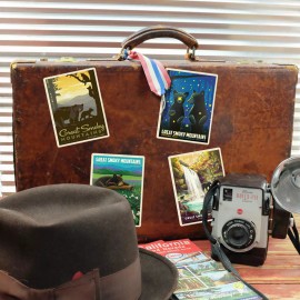 Anderson Design Group Smoky Mountains Natl Bears Deer Vinyl Sticker Set of 4 Luggage Decals