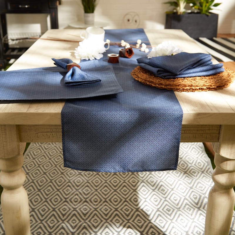 DII Indoor/Outdoor Re-Usable Tabletop Collection Tonal Lattice, Machine Washable, Table