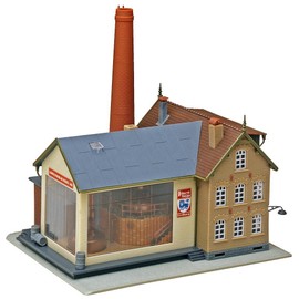 FALLER Brauerei Modellbausatz mit 187 Einzelteilen 176 x 165 x 180 mm I Modelleisenbahn Zubehör H0 I Modelleisenbahn H0 Privatbrauerei im Sudhaus