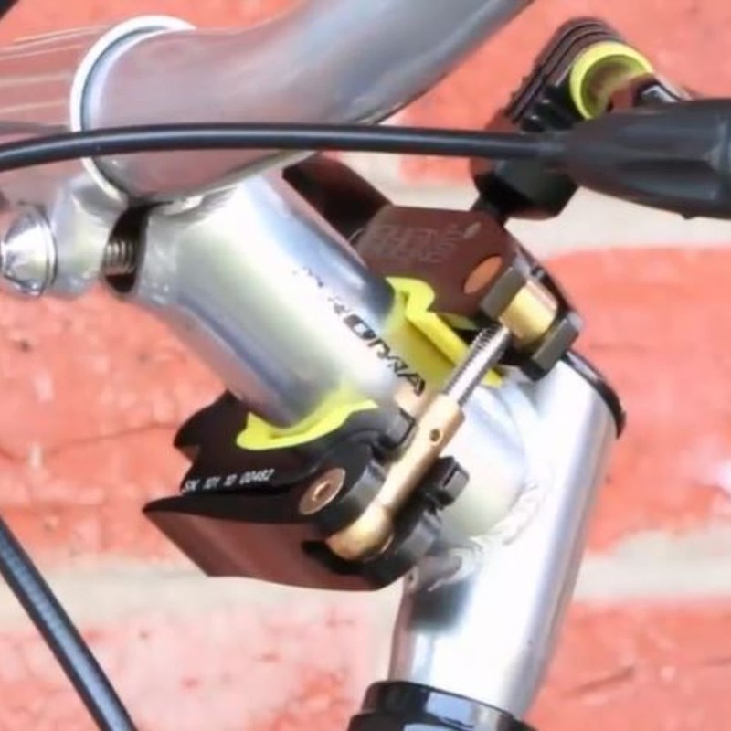 iSHOXS ProMount Action Cam Bicycle Handlebar Mount Professional Aluminium Holder