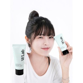 White Holic Natural Cica Sea Tone-up Cream 50ml Mild tone-up cream to apply and sleep with / 화이트홀릭 네츄럴 시카씨 톤업크림 50ml  바르고 자는 순한 톤업크림