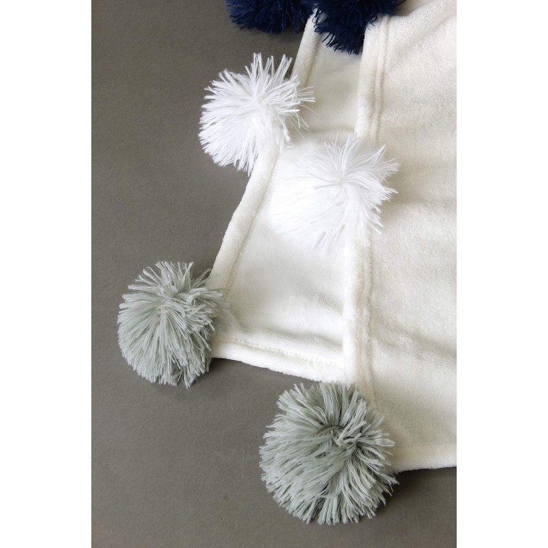 SPICE OF LIFE HCLK2910WH Fringe Pom Pom Blanket, Fleece, Cozy