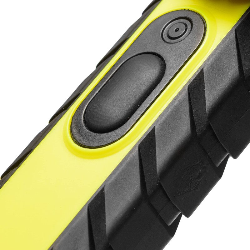LED-MARTIN M-FIRE Fire Brigade Hand Lamp – Yellow – Angled