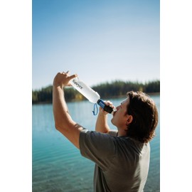 Sawyer Products Squeeze Water Filtration System, Cnoc Premium 1 Liter Bottle