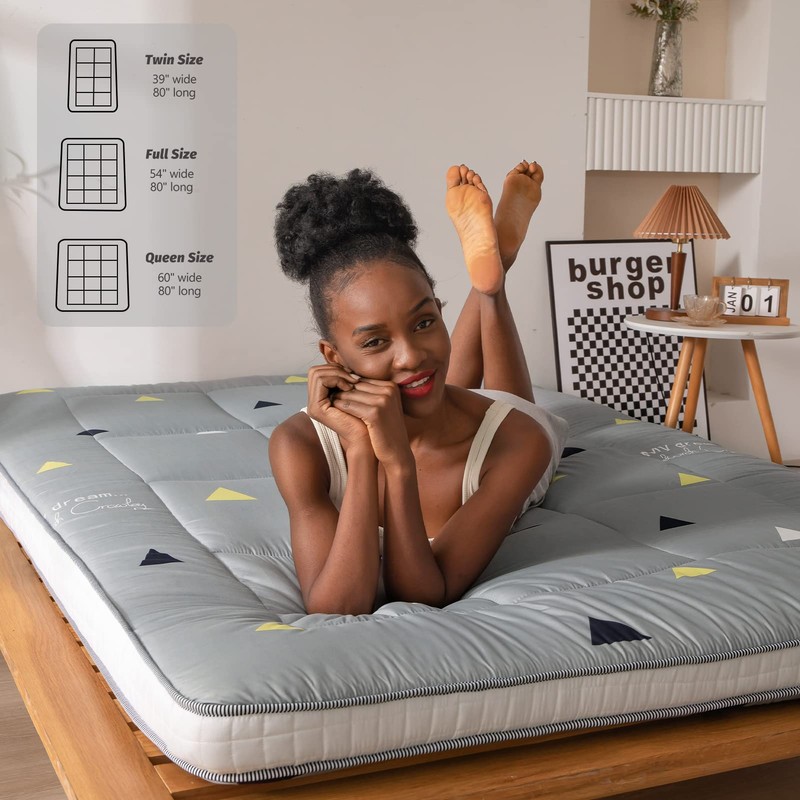 MAXYOYO Grey Triangle Futon Mattress, Padded Japanese Floor Mattress Quilted