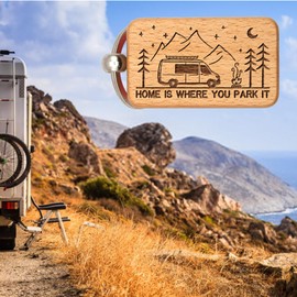 dekloaser24 Keyring Home Is Where You Park It Bus VanLife Camping Caravan Made of Beech Wood with Motorhome and Trees - Ideal Accessory for Campers, Bester Papa der Galaxis