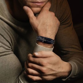 QWNHONEY Religious Gifts for Men Happy Momments Praise God Christmas Valentine's Day Christian Jesus Easter Catholic Black Leather Cross Bracelet 7.5 Inches