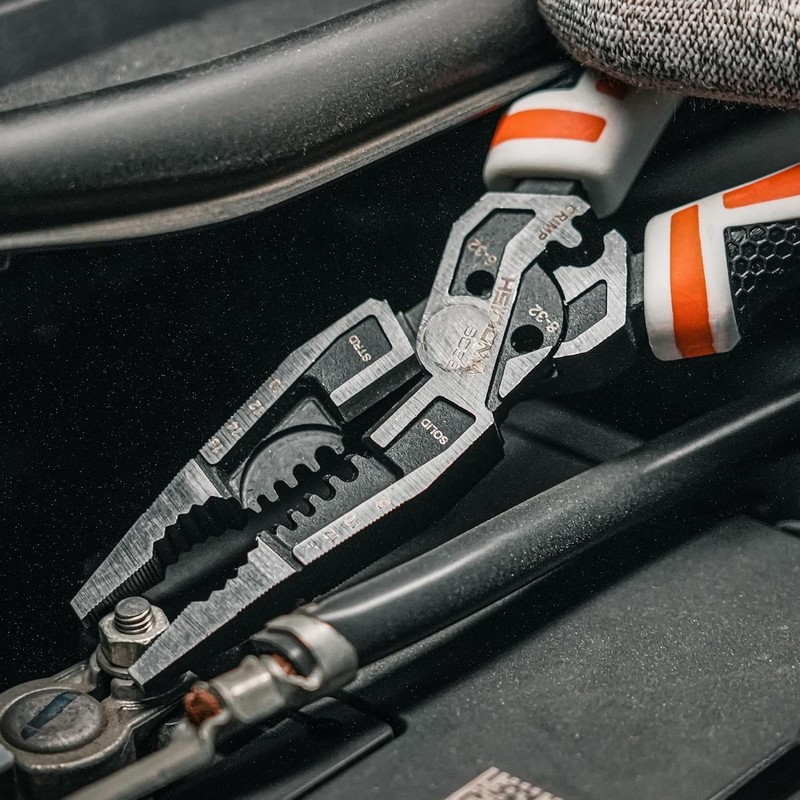 VANQUISH 10-in-1 Long Nose Pliers, 8‘’ Multipurpose Combination Pliers Wire