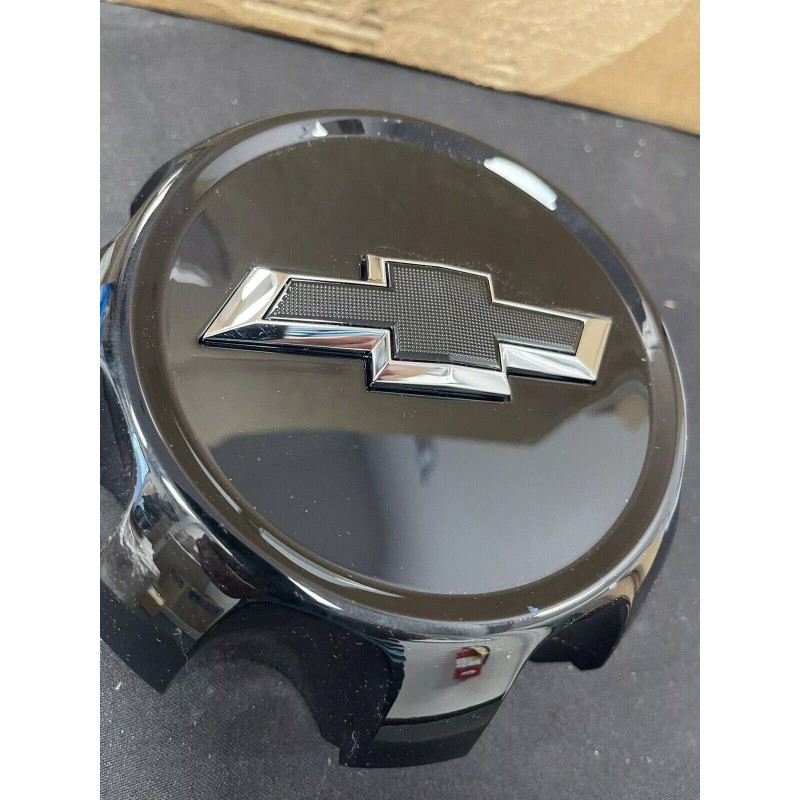 General Motors 2020-2024 Silverado HD Center Cap 84894347 Qty 1