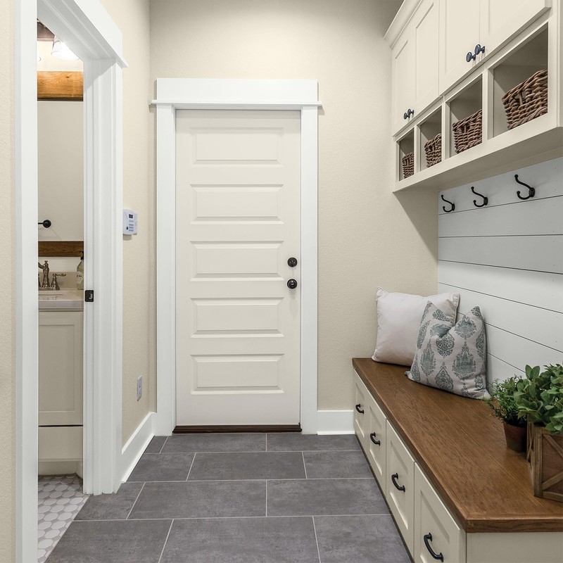 Glidden Interior Paint + Primer: Greige/Hourglass, One Coat, Semi-Gloss, 1-Quart