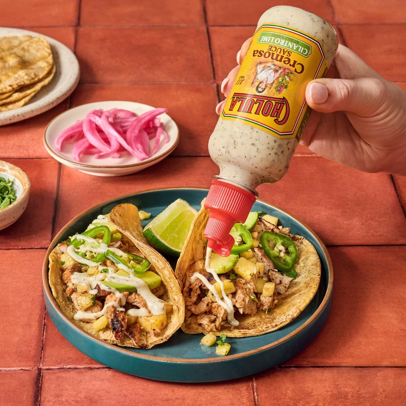 Cholula Cremosa Sauce, Cilantro Lime, Mild Heat, Creamy Squeezable Topping