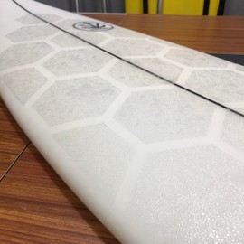 Lonnngg Hexagonal Clear Surf Traction Pad Semi Clear Deck Pad for Surfboard (White-B)