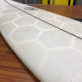 Hexagonal Clear Surf Traction Pad Semi Clear Deck Pad for Surfboard