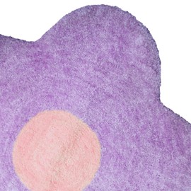 Urban Lifestyle 30"x30" Soft Daisy Flower Shaped Accent Rug, Cozy Aesthetic Carpet for Bedroom, Apartment, and Lounge Spaces, Purple