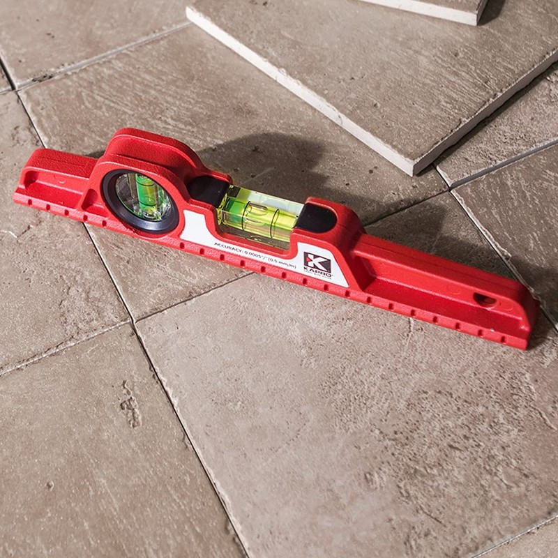 Kapro - 724 Value Cast Toolbox Level - Features Hand