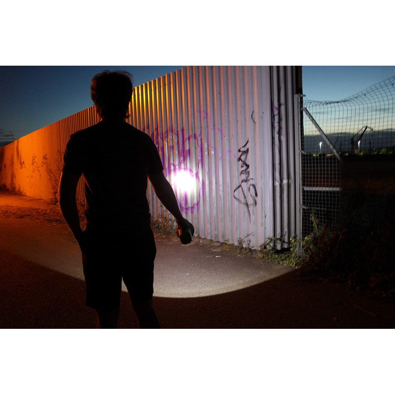 NIGHTSEARCHER Solostar projector 450 lumens