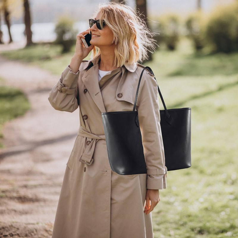 FLAIRFOLIO Tote Bag for Women Large Capacity High-End Fashion Shoulder