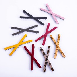 Kamipita Faux Fur Cross Type Bangs Clip, Hair Clip, Hair Clip, Hair Clip, Hair Tie, Fashionable, Non-Respective, Faux Fur (Faux Fur Solid Gray) 7*2.7cm