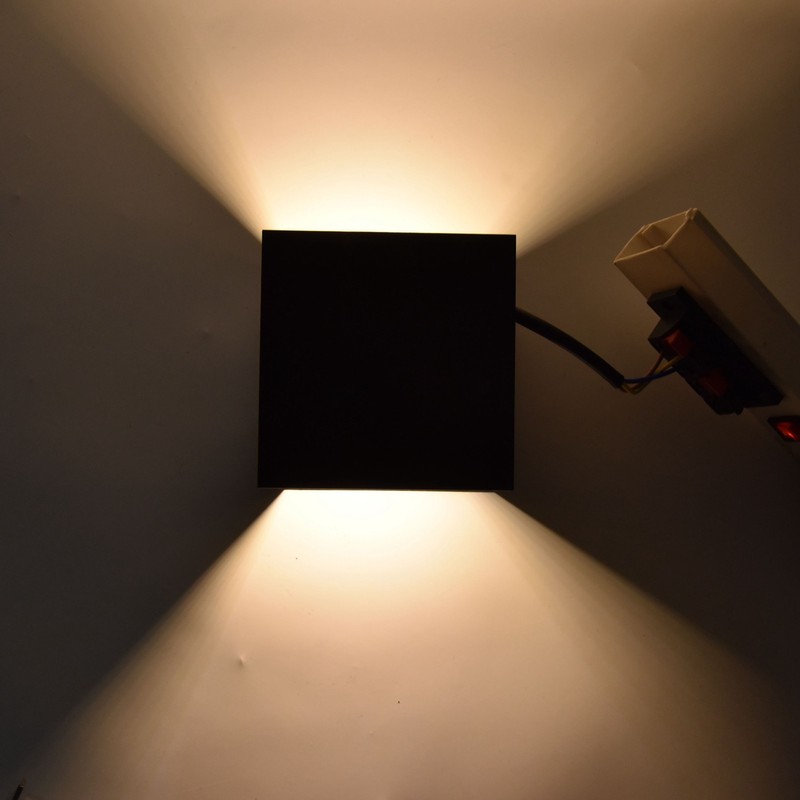 3.9in Wall Lamp Adjustable Light Angle Energy Saving Environmental Friendly