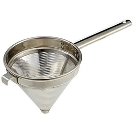 UK 18 – 8 Soup 漉 15 cm