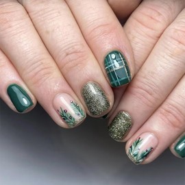 Vopintpy Green Christmas Tree Stripe Fake Nails with Glitter Acrylic Nails Short Square Xmas Press on Nails Glossy Winter Glue on Nails Reusable Stick on Nails for Women DIY Holiday Manicure